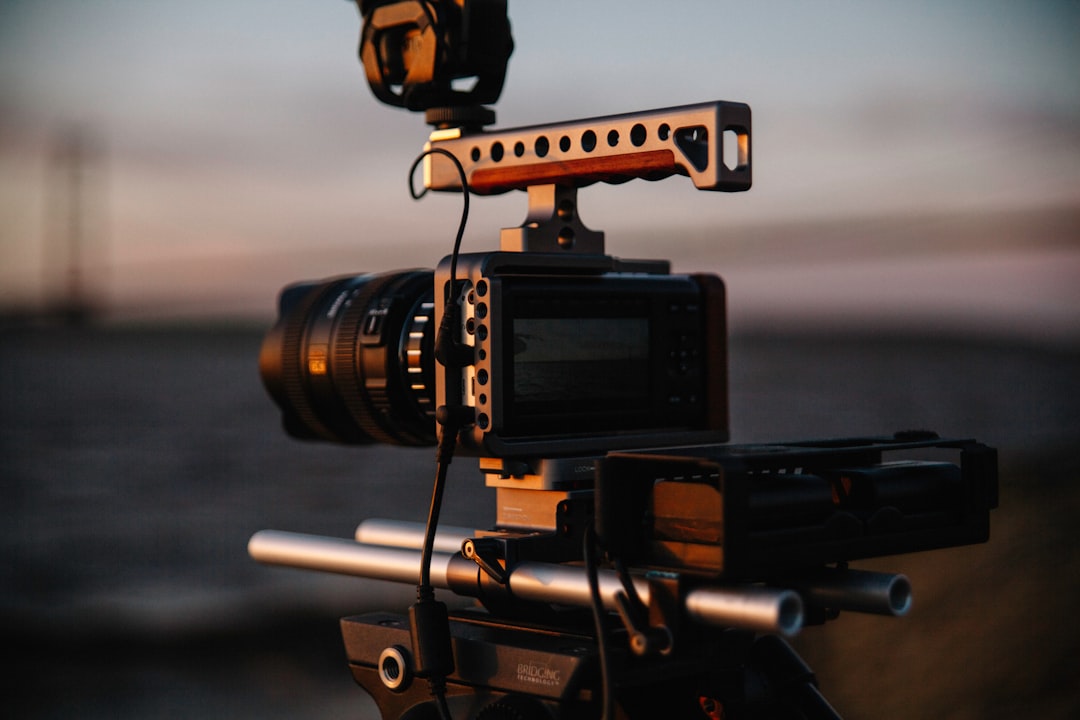 External flash with bounce card